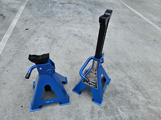 8T Jack Stands