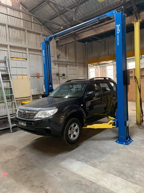 2 Post Car Hoist