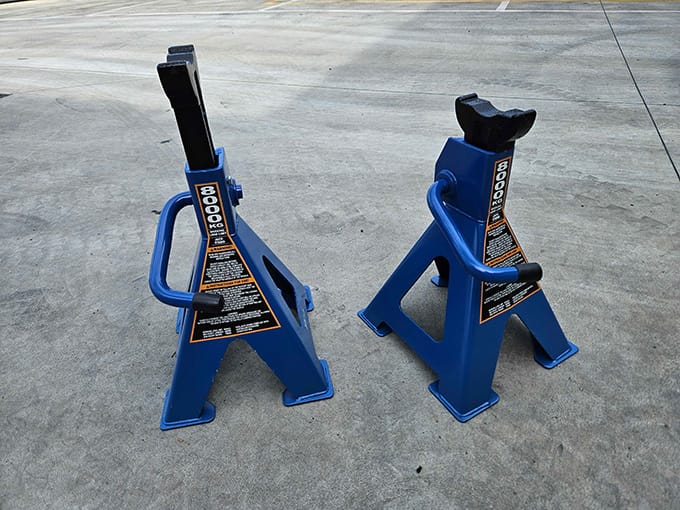 8T Jack Stands